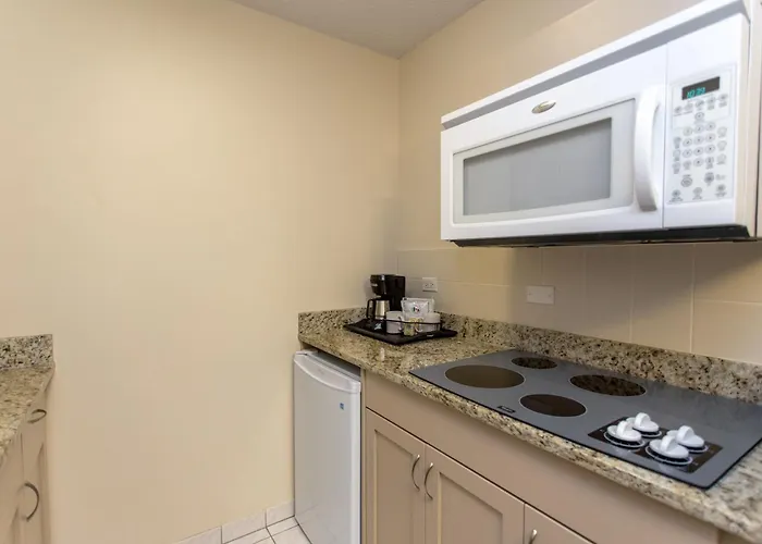 Campus Tower Suite Hotel